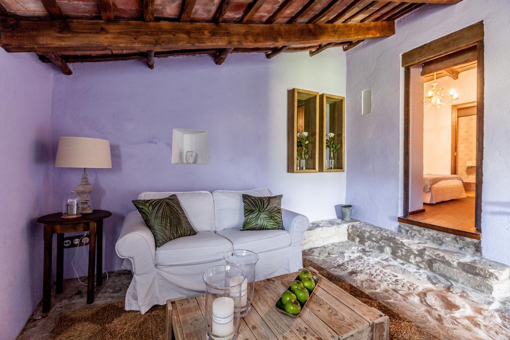 Estanca La Pau - Adults Only Guest House Malla Екстериор снимка